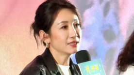 两男吃奶玩乳尖激烈